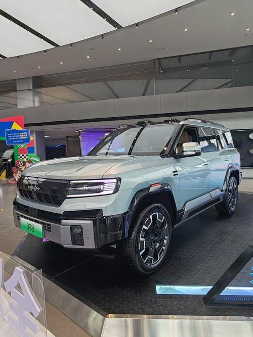 深圳114比亚迪方程豹硬派越野的爆款，英菲尼迪35周年与你共成长